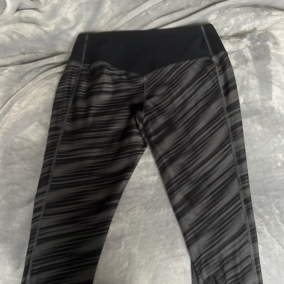 Nike Leggings - Picture 3 of 4
